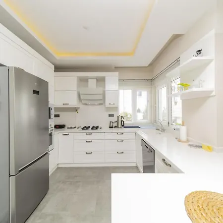 Appartamento Delightful Flat With Shared Pool In Konyaalti *